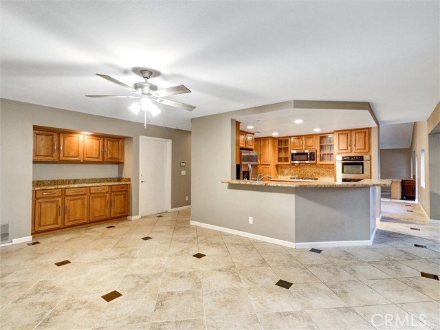 Detail Gallery Image 7 of 39 For 76871 Castle Ct, Palm Desert,  CA 92211 - 4 Beds | 3/1 Baths