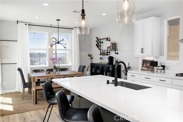 39463 Dayspring Way, Temecula CA: https://media.crmls.org/medias/14f604c7-ce72-485b-8a1e-2e93f59678fd.jpg