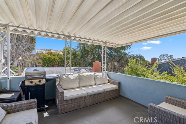 Detail Gallery Image 30 of 31 For 705 Orchid Ave, Corona Del Mar,  CA 92625 - 5 Beds | 5 Baths