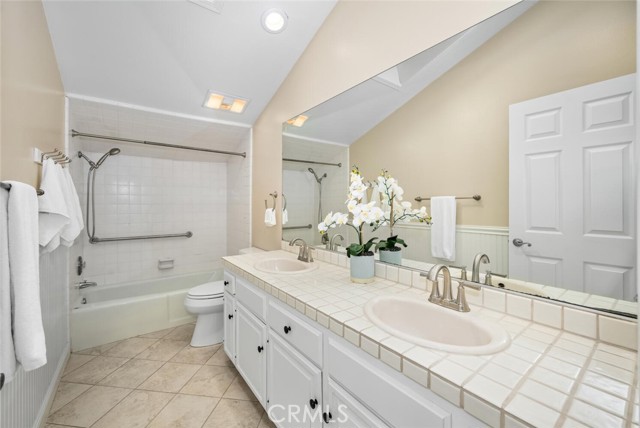 Detail Gallery Image 39 of 49 For 16282 Mandalay Cir, Huntington Beach,  CA 92649 - 5 Beds | 3 Baths