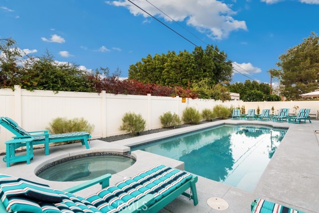 Detail Gallery Image 46 of 60 For 1980 E Rochelle Rd, Palm Springs,  CA 92262 - 5 Beds | 3 Baths