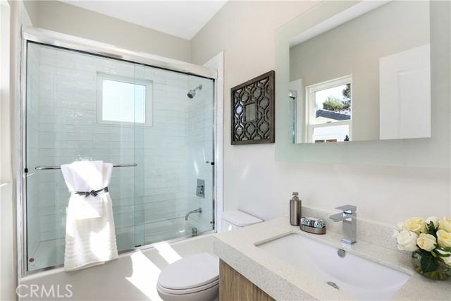 Detail Gallery Image 24 of 63 For 5 Turnberry Ln, Phillips Ranch,  CA 91766 - 3 Beds | 3 Baths