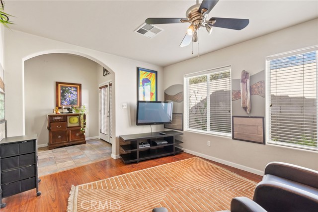 Detail Gallery Image 21 of 52 For 6118 Potenza Ln, Bakersfield,  CA 93308 - 3 Beds | 2 Baths