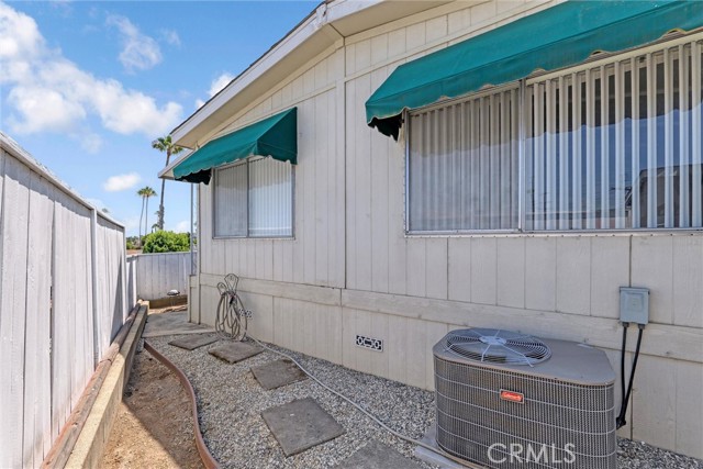 Detail Gallery Image 40 of 41 For 2550 Pacific Coast Hwy #42,  Torrance,  CA 90505 - 3 Beds | 2 Baths