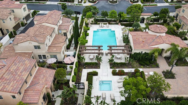 20212 Pienza Lane, Porter Ranch CA: https://media.crmls.org/medias/14fb8059-6160-4d32-b09f-cff1c47fd4fc.jpg