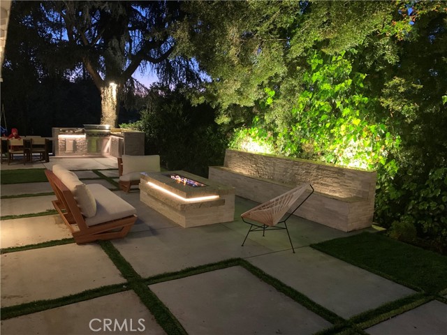 Detail Gallery Image 31 of 41 For 4936 Matula Dr, Tarzana,  CA 91356 - 3 Beds | 3 Baths