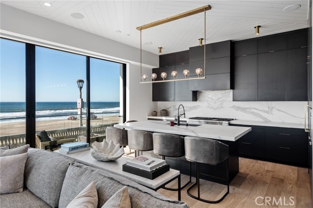 Detail Gallery Image 43 of 53 For 2200 the Strand a,  Manhattan Beach,  CA 90266 - 2 Beds | 2 Baths