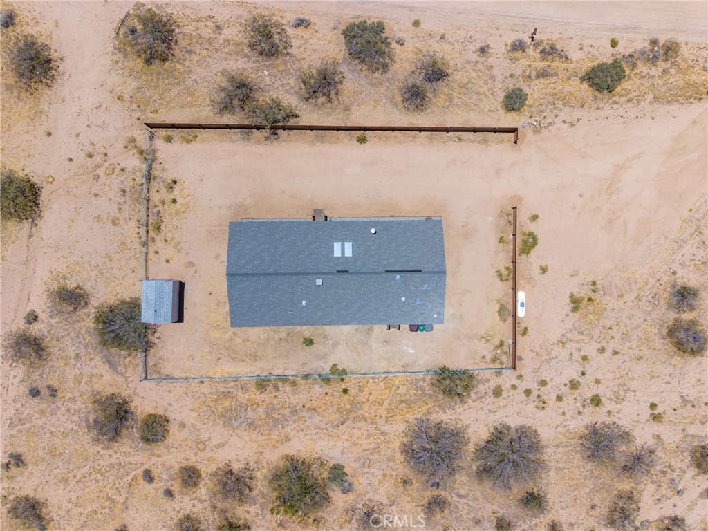 https://media.crmls.org/medias/14fcd70b-2a70-4e74-92dc-e9ace7fc331e.jpg?preset=X-Large