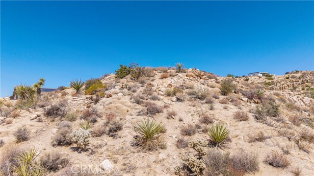 57006 Pinto Court, Yucca Valley CA: https://media.crmls.org/medias/14fd7092-373d-4210-a6f7-94e3e063f783.jpg