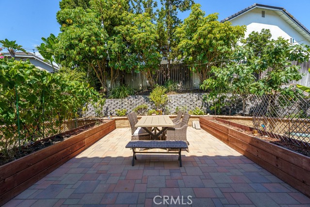 24161 Kathy Avenue, Lake Forest CA: https://media.crmls.org/medias/14fefcd8-97b7-4a11-a51b-aff833ff5bf9.jpg