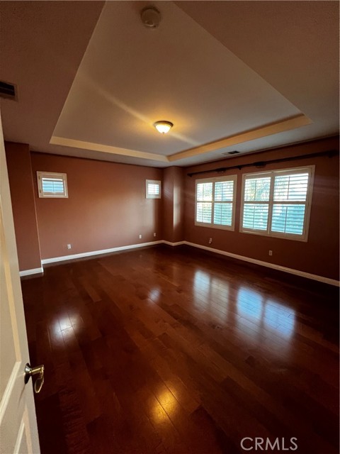 7090 Cottage Grove Drive, Eastvale CA: https://media.crmls.org/medias/14ff1cc4-5b94-4091-a648-1fc5d022b1b4.jpg