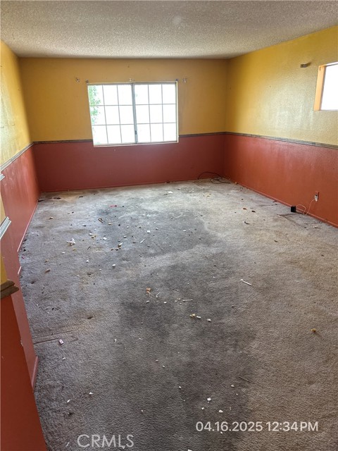 14535 Owens River Road, Victorville CA: https://media.crmls.org/medias/14ff6145-9b93-493b-900d-5e569bbf3049.jpg