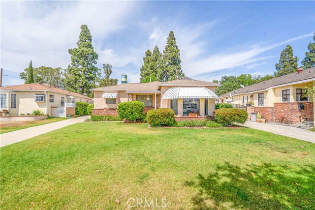Detail Gallery Image 1 of 16 For 10608 Beak Ave, South Gate,  CA 90280 - 3 Beds | 2 Baths