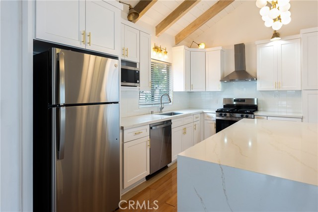 Detail Gallery Image 20 of 44 For 22632 Cass, Woodland Hills,  CA 91364 - 3 Beds | 2 Baths