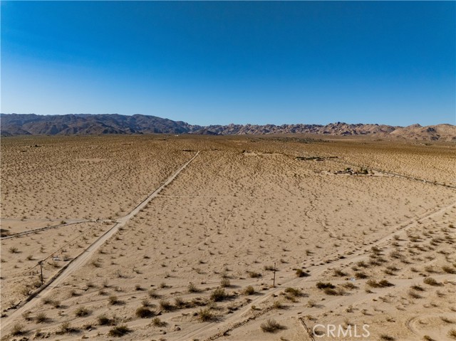 Detail Gallery Image 5 of 19 For 5226 Pearl Springs Ave, Twentynine Palms,  CA 92277 - – Beds | – Baths