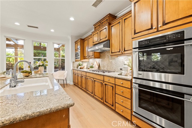 Detail Gallery Image 20 of 54 For 20100 Livorno Ln, Yorba Linda,  CA 92886 - 4 Beds | 3/1 Baths