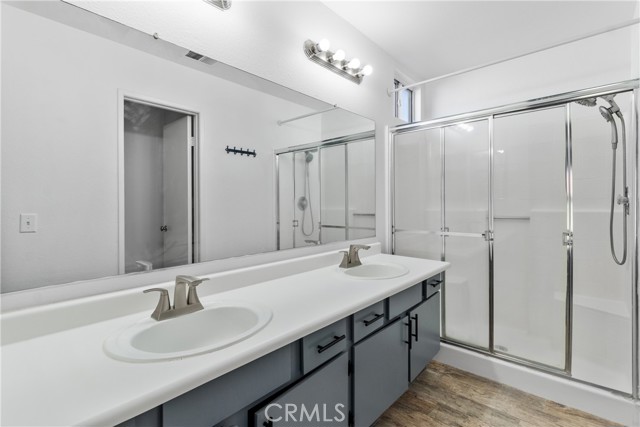 Detail Gallery Image 16 of 21 For 1049 Barrington, Rosamond,  CA 93560 - 3 Beds | 2 Baths