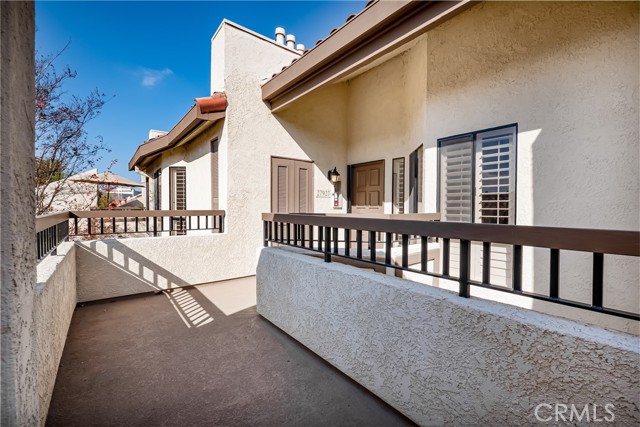 27927 Trocadero, Mission Viejo CA: https://media.crmls.org/medias/150265d5-5a14-49bc-998c-57936f9dc414.jpg