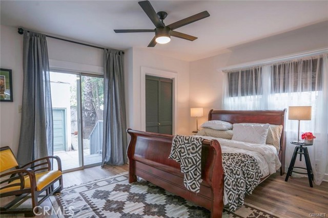 Detail Gallery Image 7 of 21 For 908 - 910 Victoria Ave, Venice,  CA 90291 - – Beds | – Baths