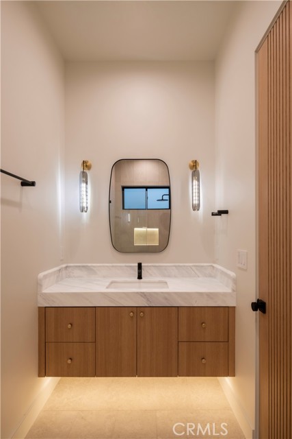 Detail Gallery Image 16 of 21 For 6212 Acadia Ave a,  Agoura Hills,  CA 91301 - 3 Beds | 3 Baths