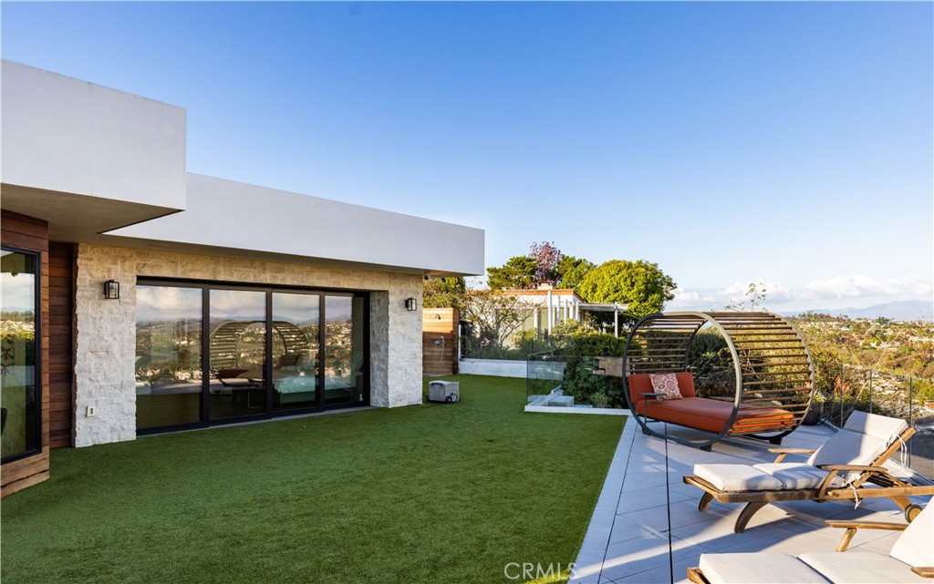 MLS #OC25010978 image #48