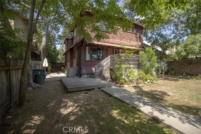 1010 N Madison Avenue, Pasadena CA: https://media.crmls.org/medias/1503a1d3-0cd5-451e-a1e4-0f24c1d94c18.jpg