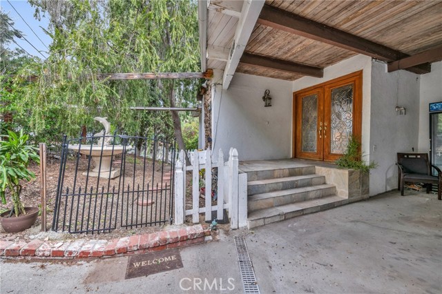 Detail Gallery Image 1 of 19 For 5114 Medina Rd, Woodland Hills,  CA 91364 - 3 Beds | 2/1 Baths