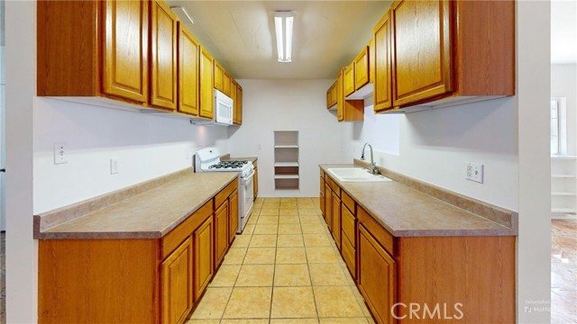 Detail Gallery Image 29 of 64 For 3930 Carmelina St, San Bernardino,  CA 92407 - 3 Beds | 1/1 Baths