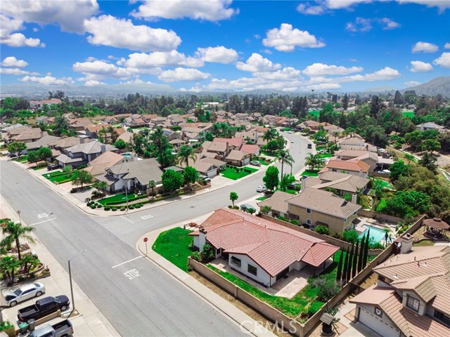 5697 Los Robles, La Verne CA: https://media.crmls.org/medias/1505c232-0b80-412e-b37c-5960954c8f80.jpg