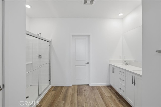 Detail Gallery Image 16 of 47 For 27323 Seven Oaks Ln, Valencia,  CA 91381 - 3 Beds | 3/1 Baths