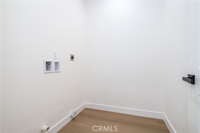 Detail Gallery Image 14 of 22 For 8413 Viburnum Ave, California City,  CA 93505 - 3 Beds | 2 Baths