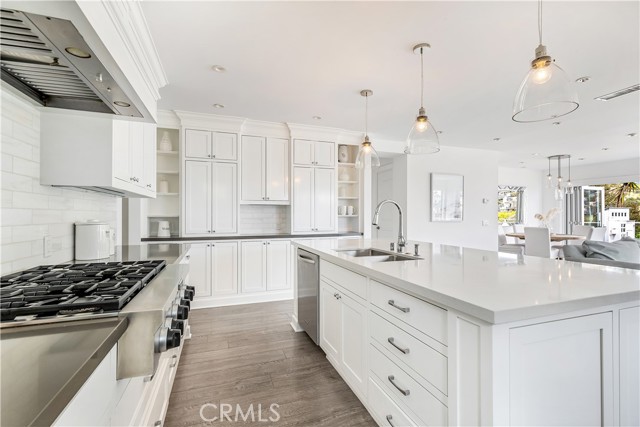 31032 Aliso Circle, Laguna Beach CA: https://media.crmls.org/medias/150718c9-9251-41de-a15f-d2c4a34d335a.jpg