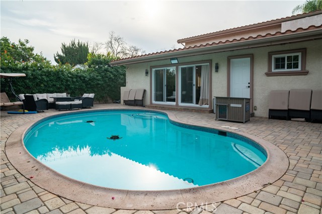 Detail Gallery Image 37 of 38 For 6930 Balcom, Reseda,  CA 91335 - 7 Beds | 6 Baths