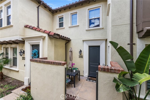 Detail Gallery Image 1 of 42 For 715 E Valencia St, Anaheim,  CA 92805 - 3 Beds | 2/1 Baths
