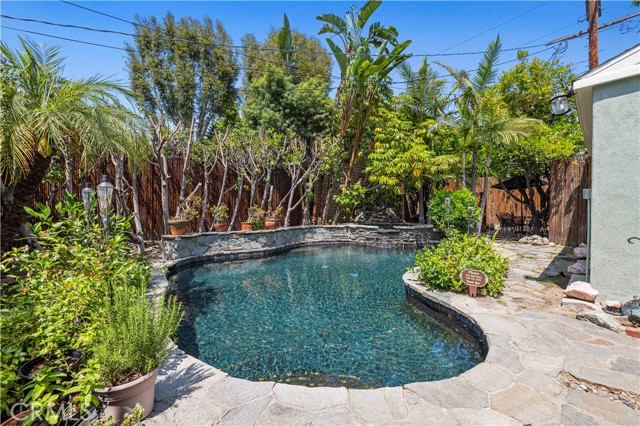 Detail Gallery Image 43 of 62 For 4416 Morella Ave, Studio City,  CA 91607 - 2 Beds | 2 Baths
