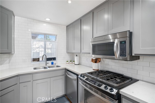 Detail Gallery Image 11 of 28 For 1283 Manzanita Way, San Luis Obispo,  CA 93401 - 2 Beds | 2/1 Baths