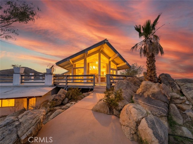 Detail Gallery Image 2 of 63 For 16822 Glenfall Ave, Palmdale,  CA 93591 - 4 Beds | 2 Baths