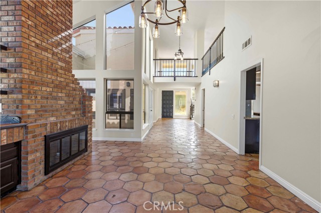 Detail Gallery Image 8 of 43 For 28231 Tinajo, Mission Viejo,  CA 92692 - 4 Beds | 2/1 Baths