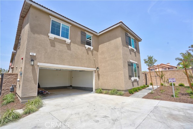 Detail Gallery Image 1 of 27 For 142 Trellis Ct, Perris,  CA 92571 - 5 Beds | 3 Baths