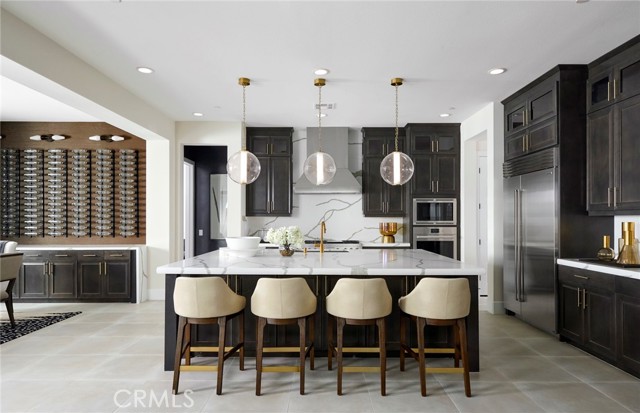 Detail Gallery Image 3 of 28 For 11826 Canoga Ave, Chatsworth,  CA 91311 - 5 Beds | 5/1 Baths