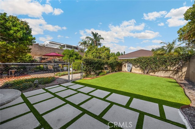 Detail Gallery Image 27 of 28 For 419 Clairmont Ave, Placentia,  CA 92870 - 4 Beds | 3 Baths