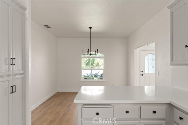 Detail Gallery Image 18 of 42 For 1560 Rue Francais, Chico,  CA 95973 - 3 Beds | 2 Baths