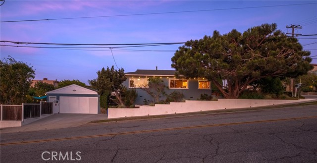 2301 Hill Lane, Redondo Beach, California 90278, 3 Bedrooms Bedrooms, 0 ,1 BathroomBathrooms,Residential,For Sale,Hill,0,SB26048986 2301 Hill Lane, Redondo Beach, California 90278, 3 Bedrooms Bedrooms, 0 ,1 BathroomBathrooms,Residential,For Sale,Hill,0,SB26048986