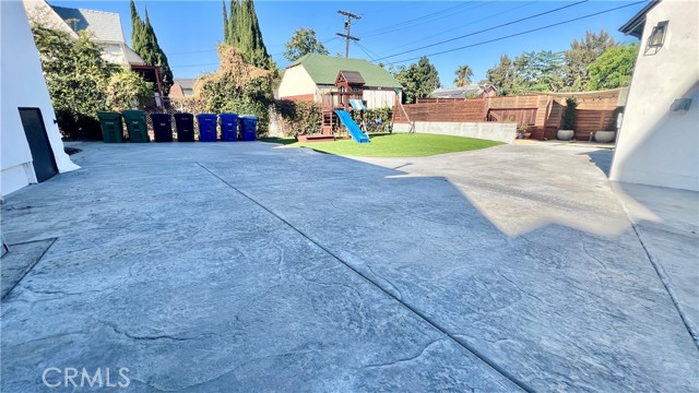 Detail Gallery Image 33 of 62 For 5106 Crenshaw Bld, Los Angeles,  CA 90043 - 4 Beds | 3 Baths