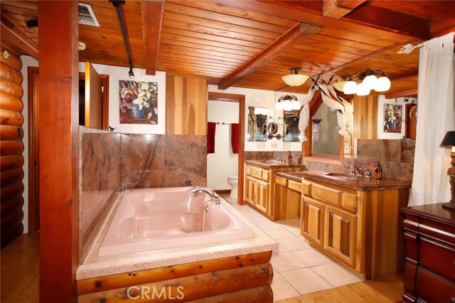 Detail Gallery Image 12 of 35 For 6 B Surfside, Surfside,  CA 90743 - 4 Beds | 3/1 Baths