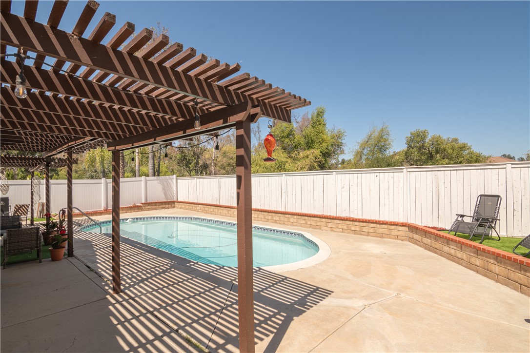 Detail Gallery Image 17 of 18 For 39583 Sunrose Dr, Murrieta,  CA 92562 - 3 Beds | 2 Baths