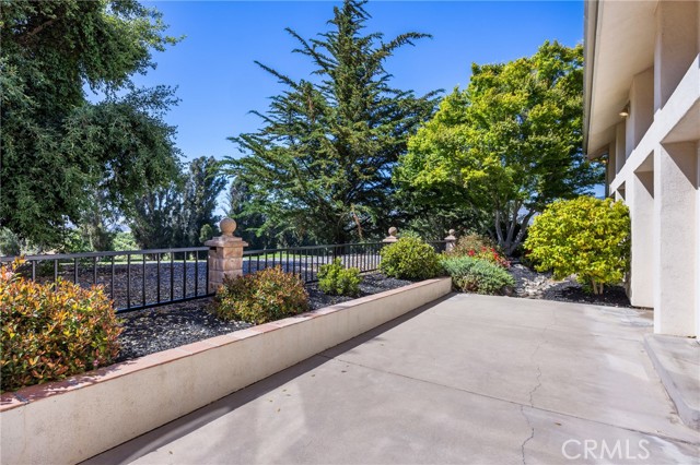 993 Las Palmas Way, San Luis Obispo CA: https://media.crmls.org/medias/150ea905-7870-437c-9f51-270ba45c8aae.jpg