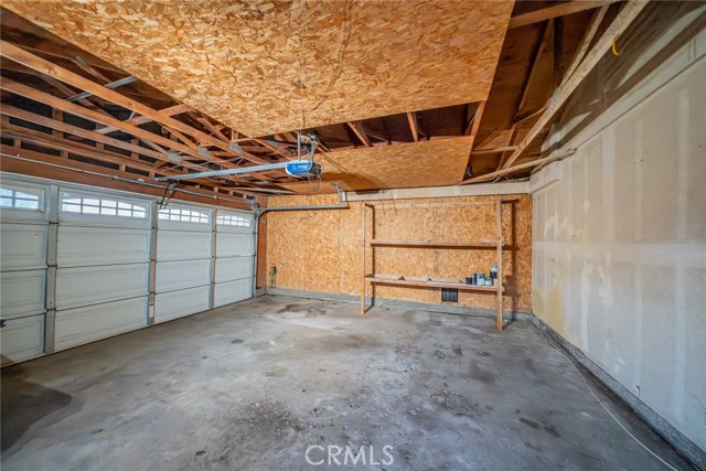 807 Santa Fe Lane, Colton CA: https://media.crmls.org/medias/150eb059-c5f3-49f2-8978-1ea3982e667a.jpg