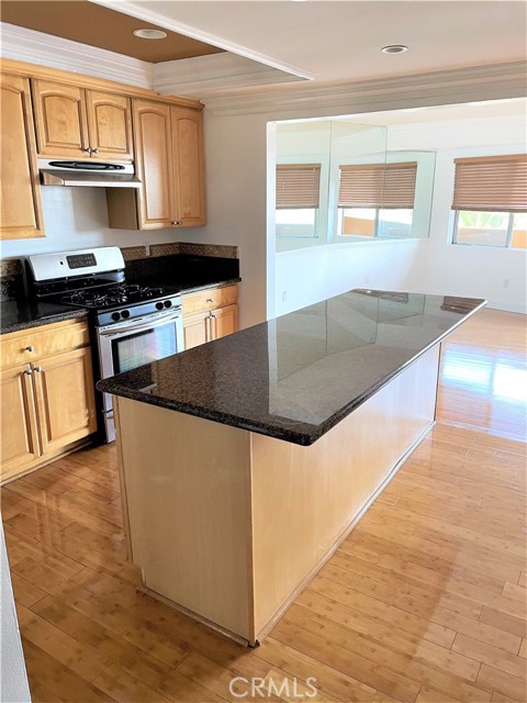 100 Cliff Drive, Laguna Beach CA: https://media.crmls.org/medias/150ec146-f199-4694-86ff-d58897f8988c.jpg