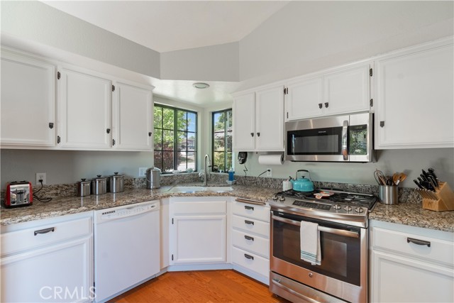 Detail Gallery Image 10 of 25 For 430 Rose Ln, Paso Robles,  CA 93446 - 3 Beds | 2 Baths